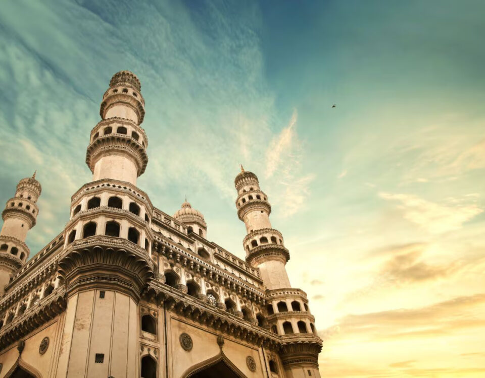 Tempo Traveller Rental For Hyderabad Sighseeing