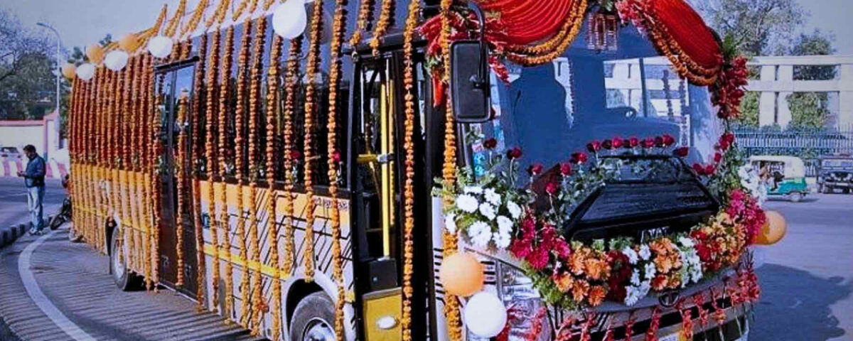 bus rentals for weddings